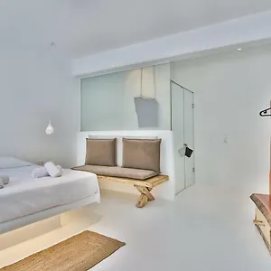 https://arktos-white-apartments.hotels-in-mykonosisland.net
